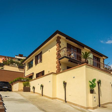 Casa Vacanze - Residence Villa Don Salvatore Agropoli Exterior foto